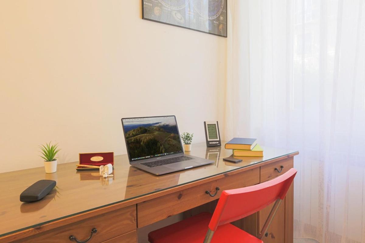 Gaslini 80sqm 5' Walk To The Sea Apartment *