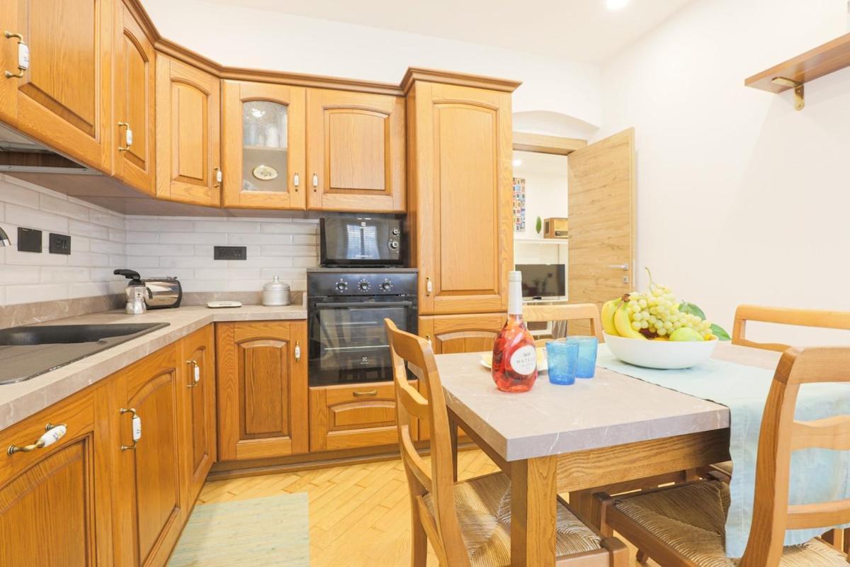 Gaslini 80sqm 5' Walk To The Sea Genua