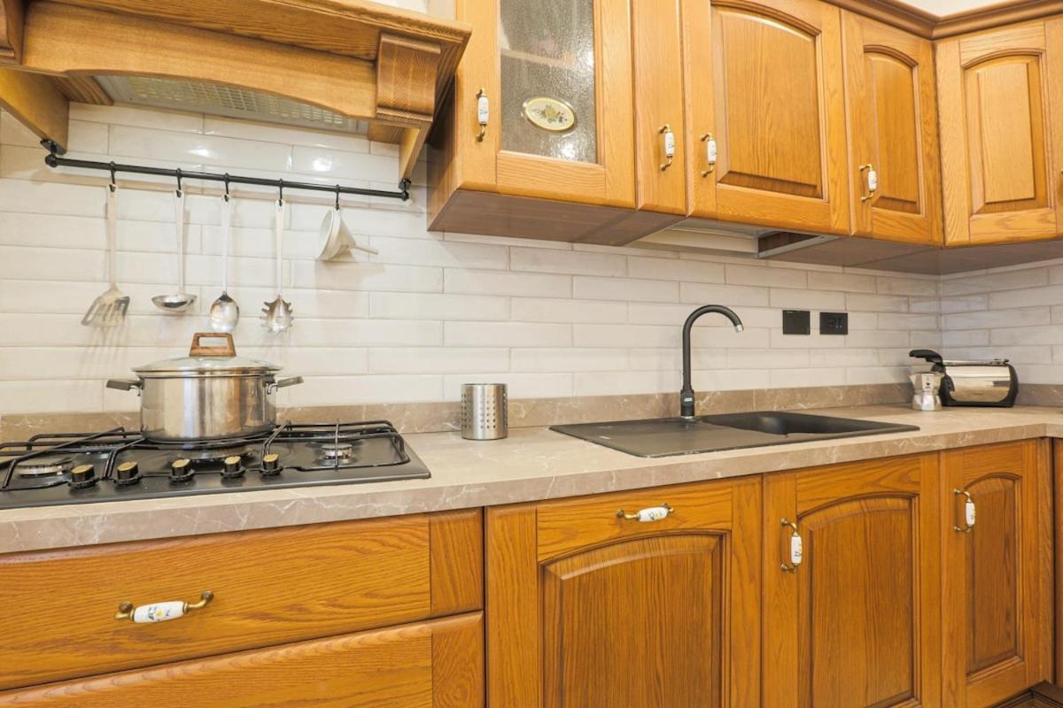 Gaslini 80sqm 5' Walk To The Sea Apartment *
